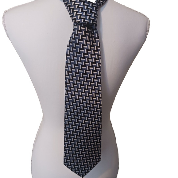 Geoffrey Beene Silk Tie Silver Blue Black Geometric Handmade - Picture 5 of 8